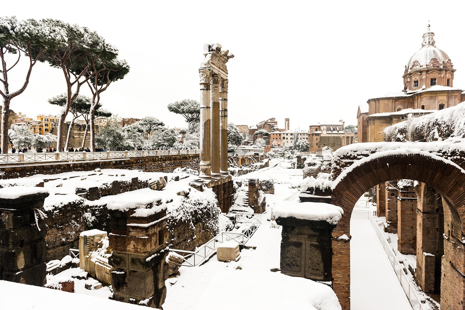 02-snow-in-rome-italy-first-time-in-six-years-2018.jpg